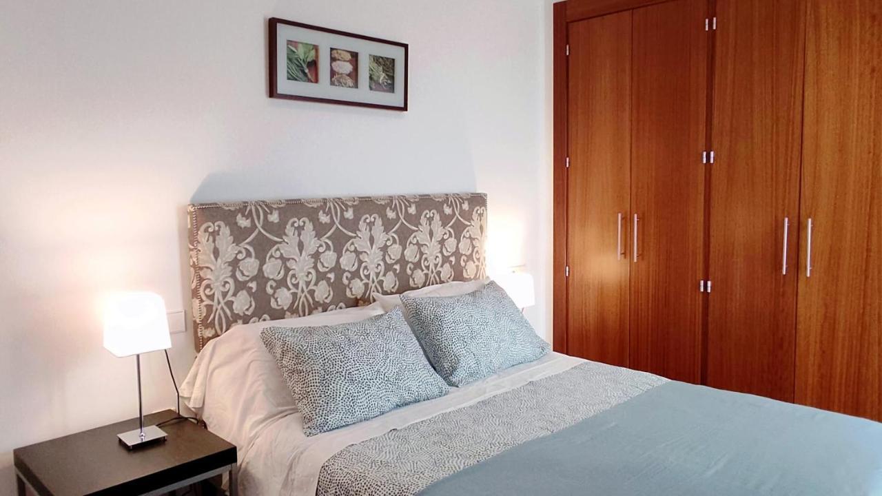 Selecta Elegante Apartamento Con Patio En Centro Historico Севилья Экстерьер фото