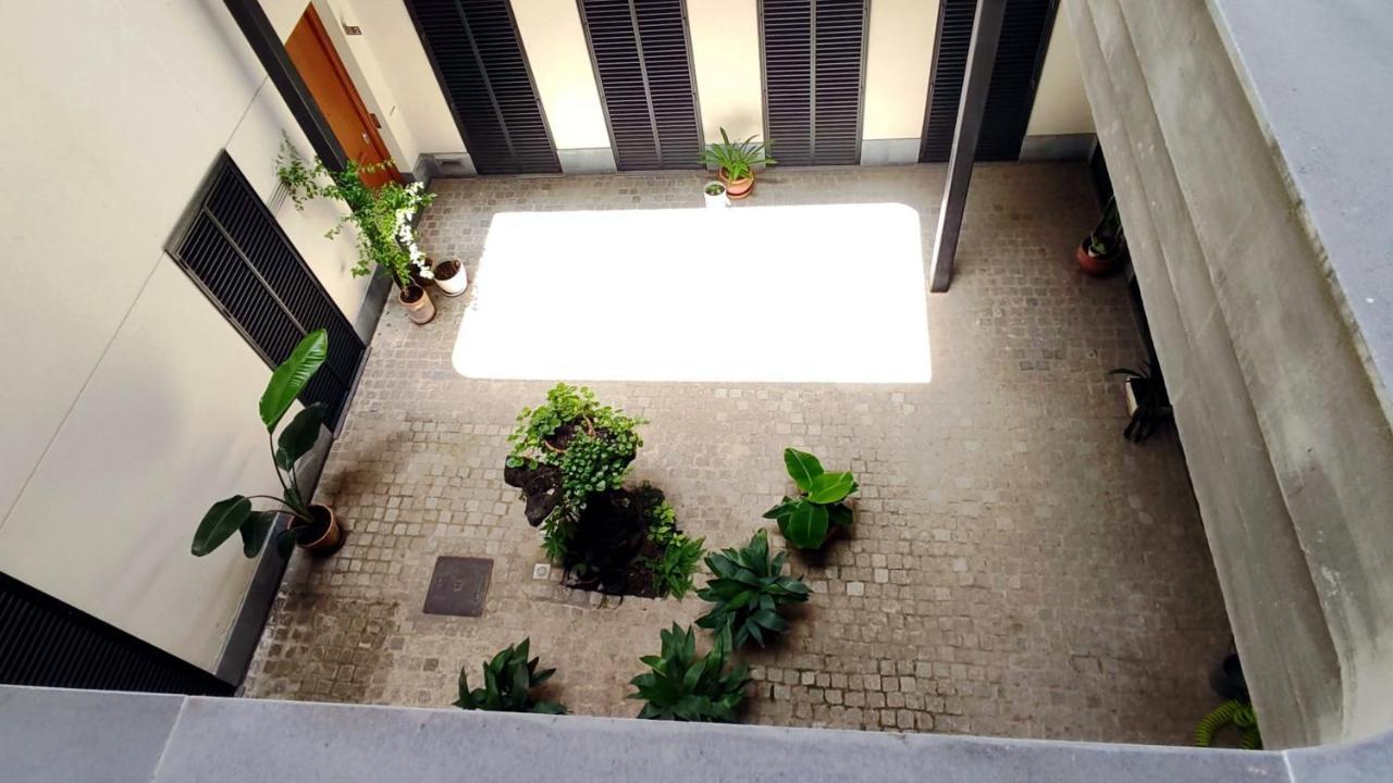 Selecta Elegante Apartamento Con Patio En Centro Historico Севилья Экстерьер фото